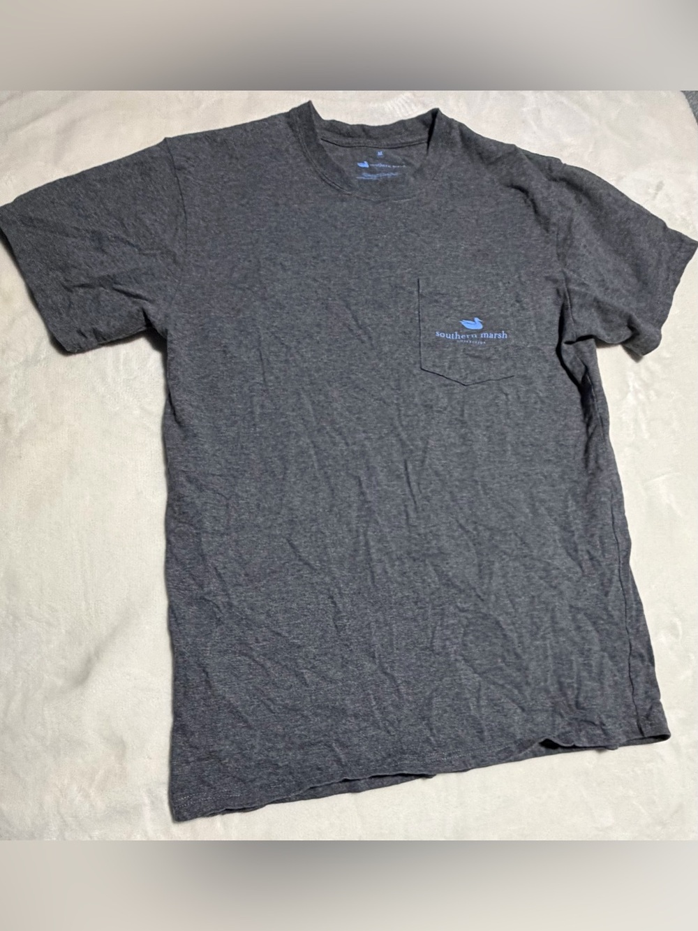 Southern Marsh Men's Short Sleeve Pocket Tee - Charcoal with Light Blue Logo